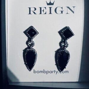 REIGN SAPPHIRE EARRINGS
